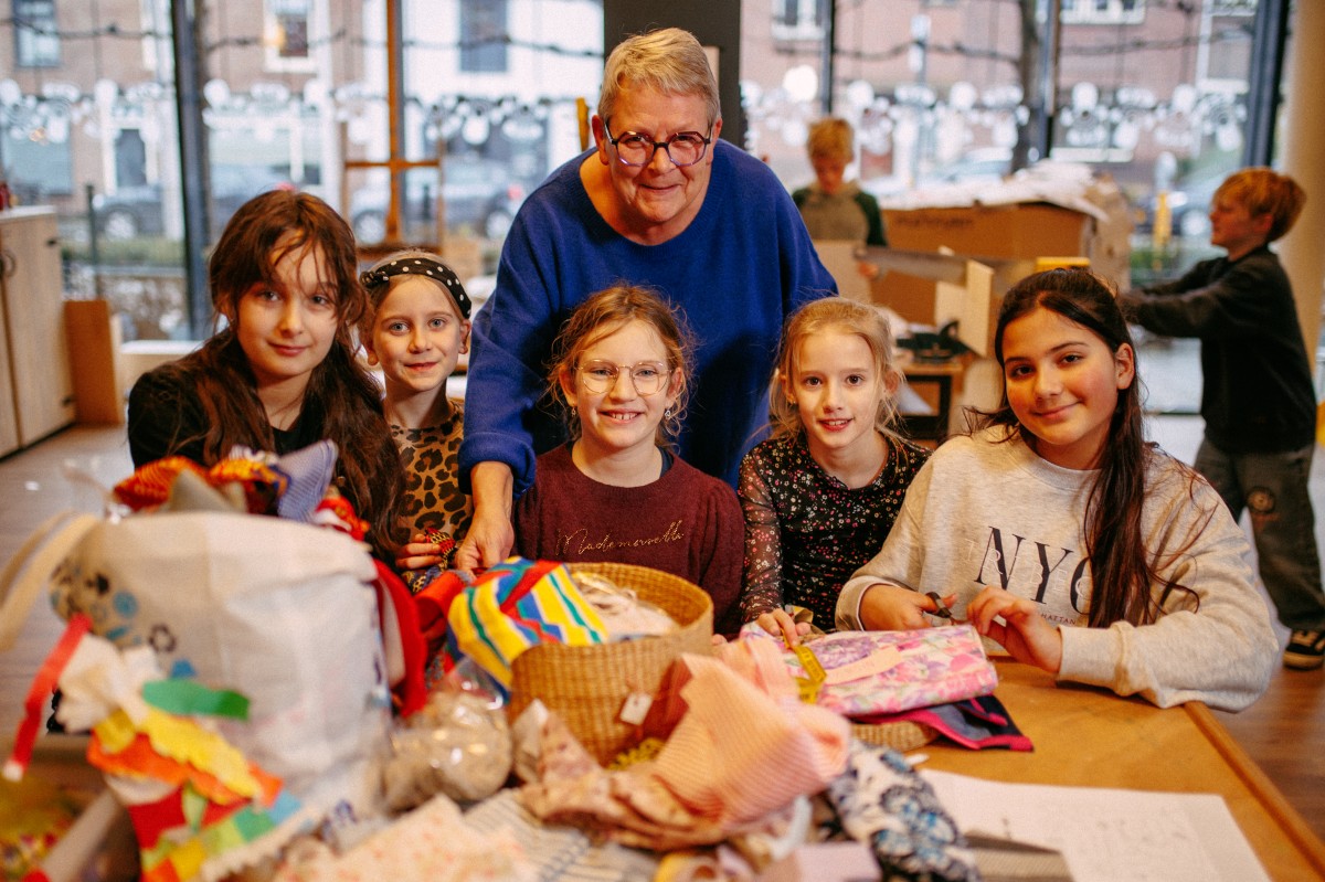 Recyclen, upcyclen, opruimen en repareren: ’s-Gravenzande komt creatief in actie tegen afval en verspilling