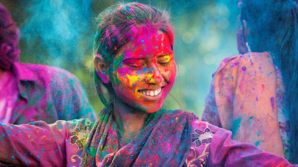 Achtergrondafbeelding Wereldfestival MBO Westland: Een wereldreis in twee uur!