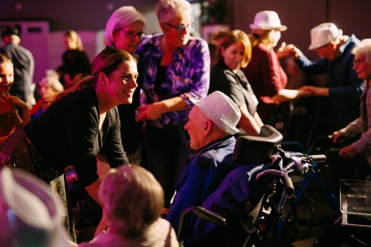 Afbeelding Interactieve dansvoorstelling ‘Let’s Dance’ krijgt iedereen in beweging