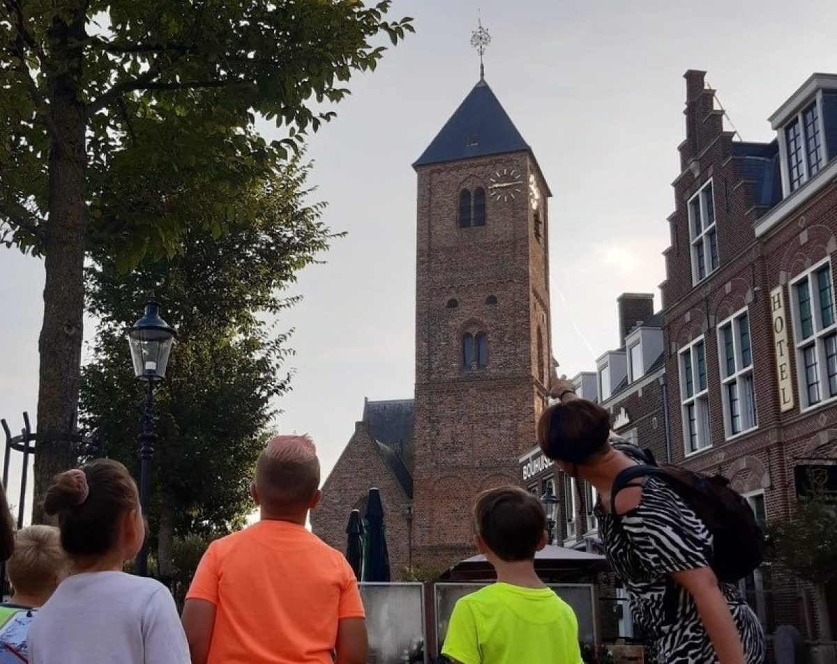 Achtergrondafbeelding Een monument ontleden - algemene les
