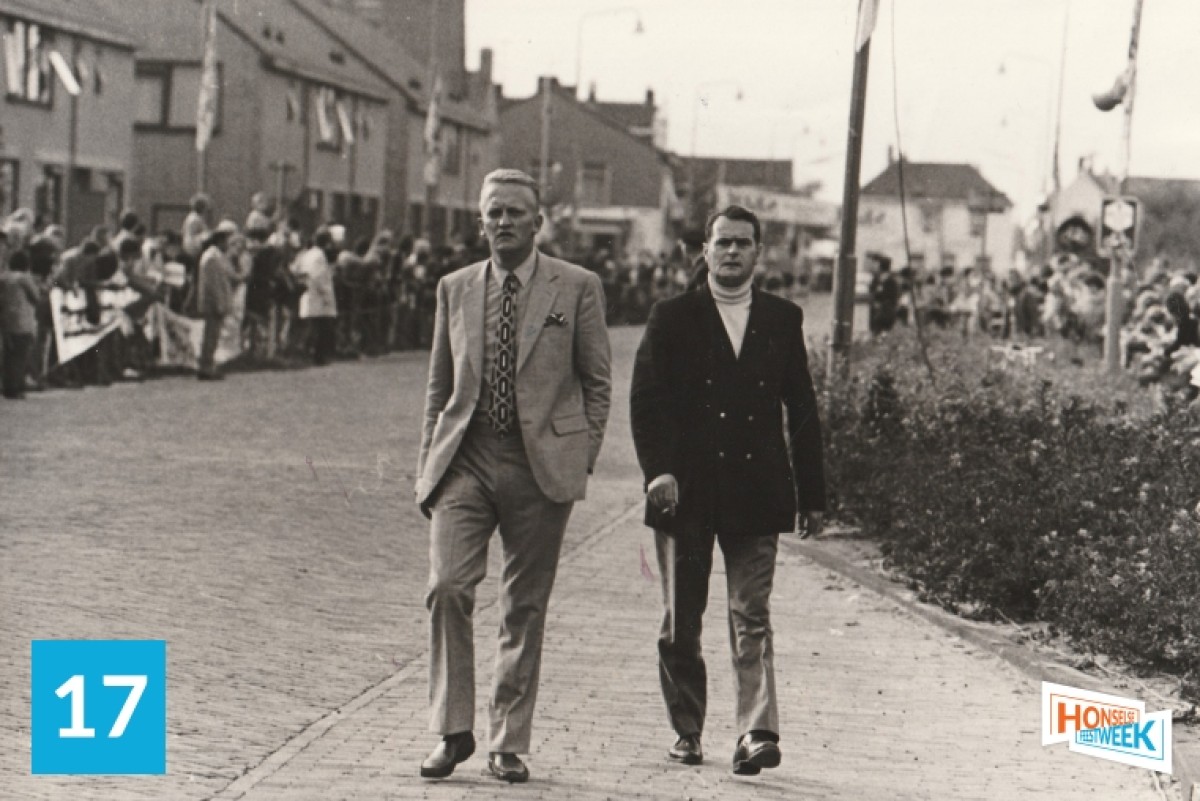 Achtergrondafbeelding Historische fotoroute t.g.v. 60e Wielerronde van Honselersdijk