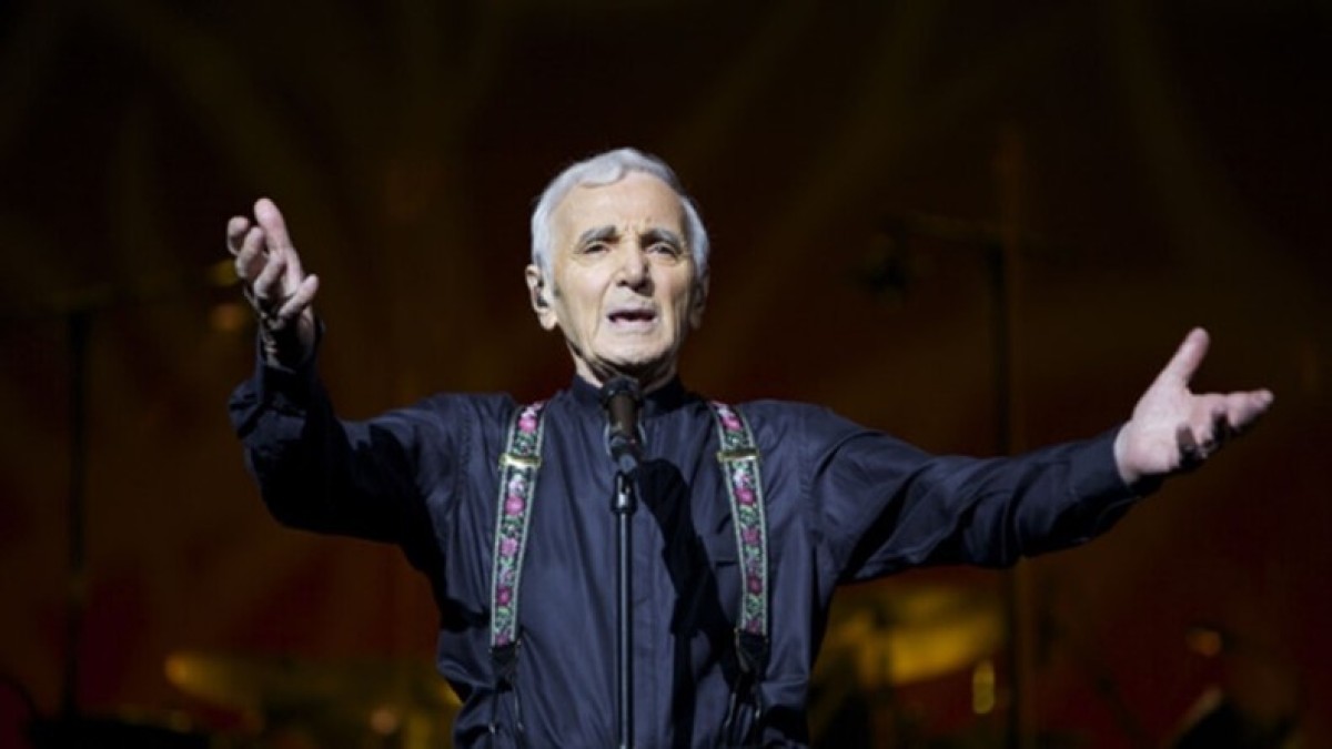 Achtergrondafbeelding Muziek bij Barth: Verhaal en Beelden van chansonnier Charles Aznavour