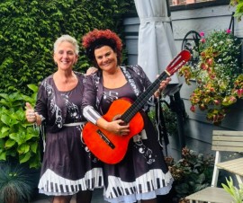 The Golden Oldies in de Buurtkas