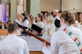 Popkoor Fine Tuning in de Buurtkas